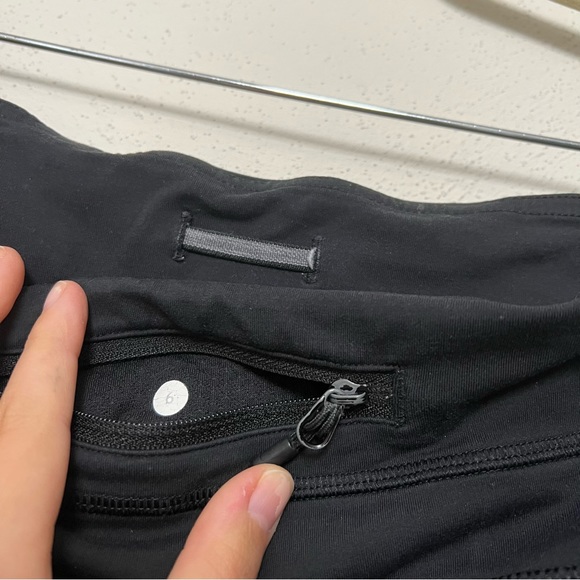 LULULEMON/ black cropped legging - Picture 7 of 7